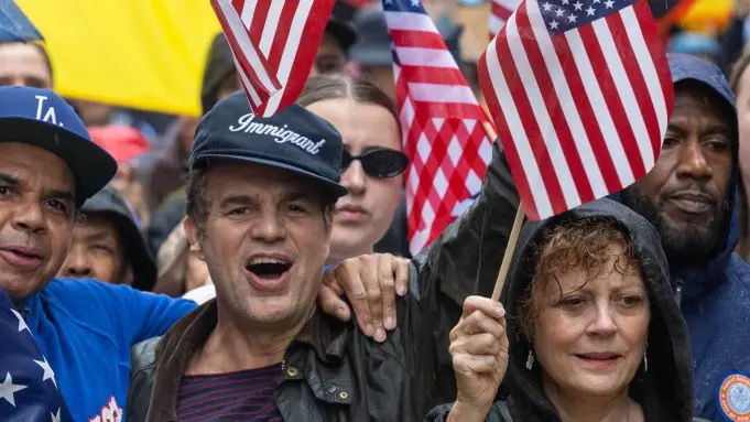Quiz image for: Mark Ruffalo, Kerry Washington, & More Celebs Attend No Kings Protests