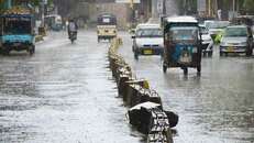 Heavy rain lashes Karachi, triggers widespread power outages