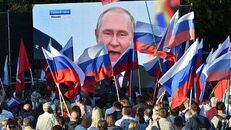 Trump says Zelenskyy prolonging Ukraine war by refusing to cede territory to Russia