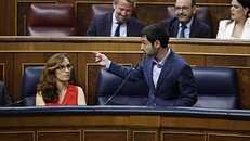 Η Επιτροπή ερευνά την Ισπανία μετά την επιβολή κυρώσεων στις εταιρείες χαμηλού κόστους για τις πολιτ...